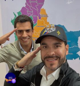 Abelardo de la Espriella y Juan Gonzalo Ospina en Bogotá. Imagen extraída de redes sociales.