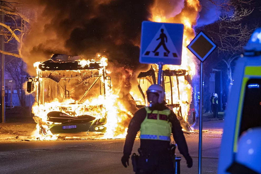 Un autobús arde en Malmö, Suecia
