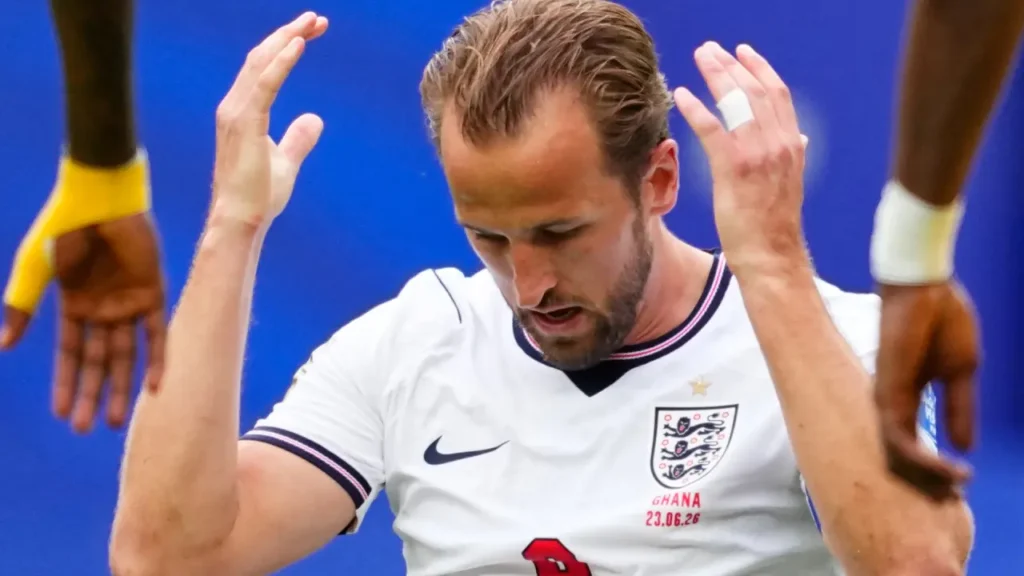 Harry Kane durante el empate de Inglaterra con Ghana.