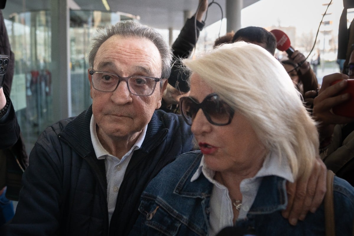 El exvicepresidente del Comité Técnico de Árbitros (CTA) José María Enríquez Negreira y su mujer, Ana Paula Rufas.