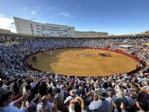 Lleno de ‘no hay billetes’ en la plaza de toros de Jerez.
