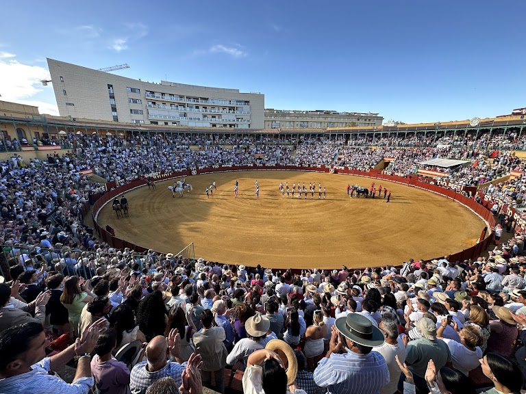 Lleno de ‘no hay billetes’ en la plaza de toros de Jerez.