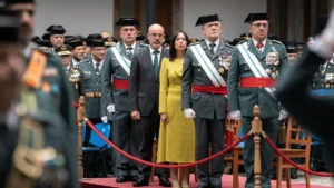 (I-D) El general de división de la Guardia Civil, Luis del Castillo; el delegado del Gobierno en la Comunidad de Madrid, Francisco Martín; la directora general de la Guardia Civil, Mercedes González, el director adjunto operativo de la Guardia Civil, Manuel Llamas y el General Jefe de la Zona de la Guardia Civil, Fernando Mora