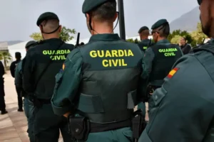 Imagen de archivo de varios agentes de la Guardia Civil.