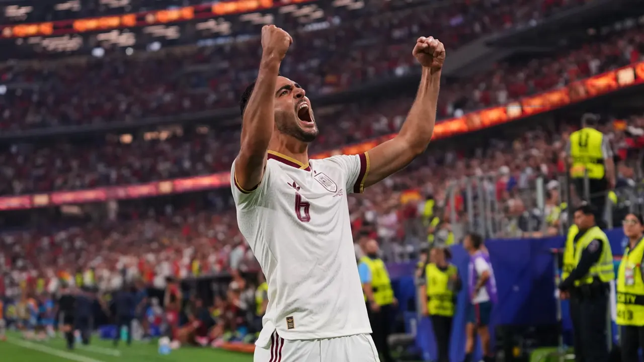 Mikel Merino celebra su gol a Portugal.